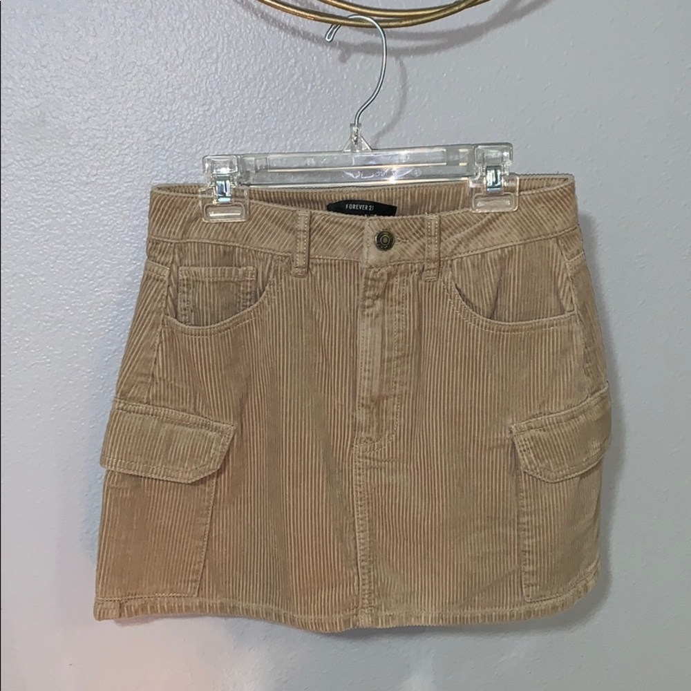 Corduroy small skirt